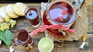 Пряный ягодный напиток