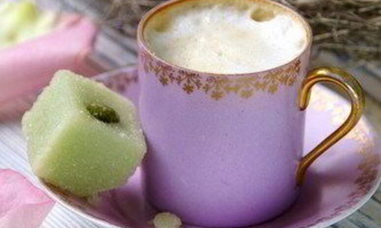 Рецепт рождественский пунш с имбирным элем, хересом, молоком и бренди