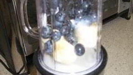 бананово-черничный смузи