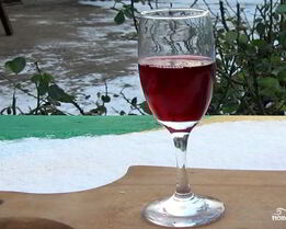 Вино из малинового варенья