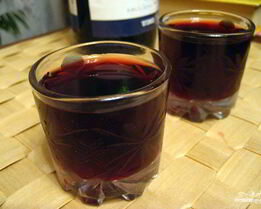 Вино из варенья без дрожжей