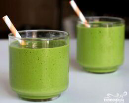 Зеленый витаминный напиток Тропик