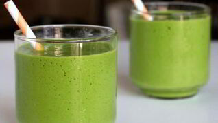 Зеленый витаминный напиток Тропик