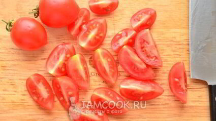 постный салат с маринованными грибами