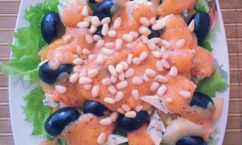 Рецепт салат груши в сыре