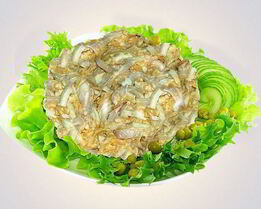 Салат из кальмаров с сыром