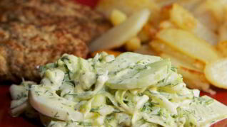 Салат из капусты и огурцов