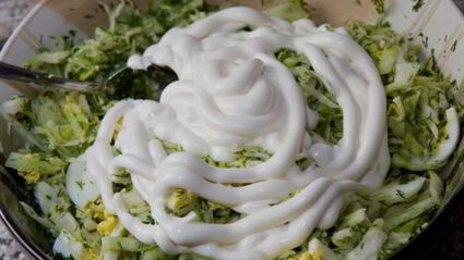 салат из капусты и огурцов