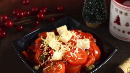 салат из помидоров и маринованных перцев