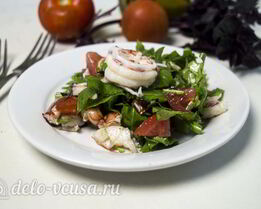 Салат из рукколы с креветками