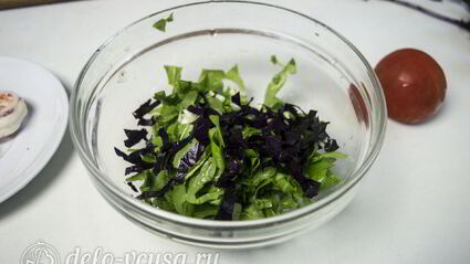 салат из рукколы с креветками