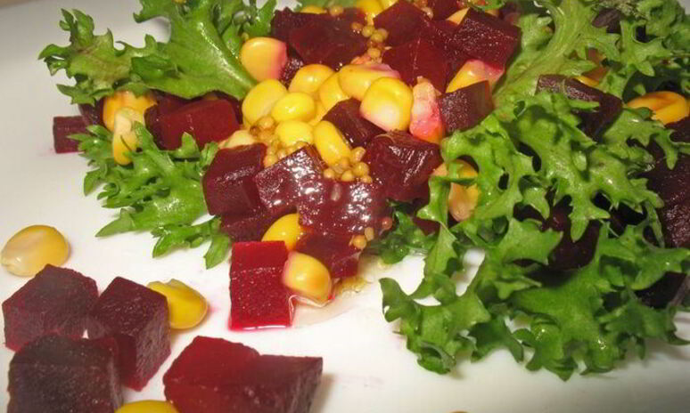 Рецепт салат из свеклы с кукурузой