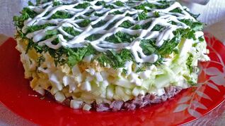 Салат Мужской каприз с огурцом