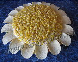 Салат подсолнух с чипсами