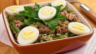 Салат с тунцом и стручковой фасолью