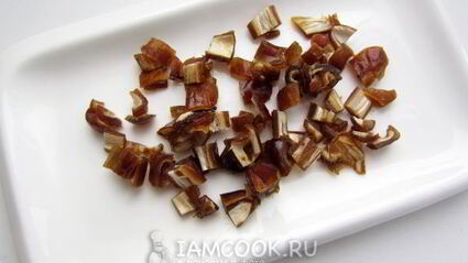 салат с тыквой, морковью и финиками