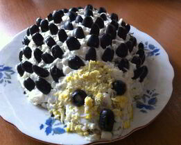 Слоеный салат Ежик