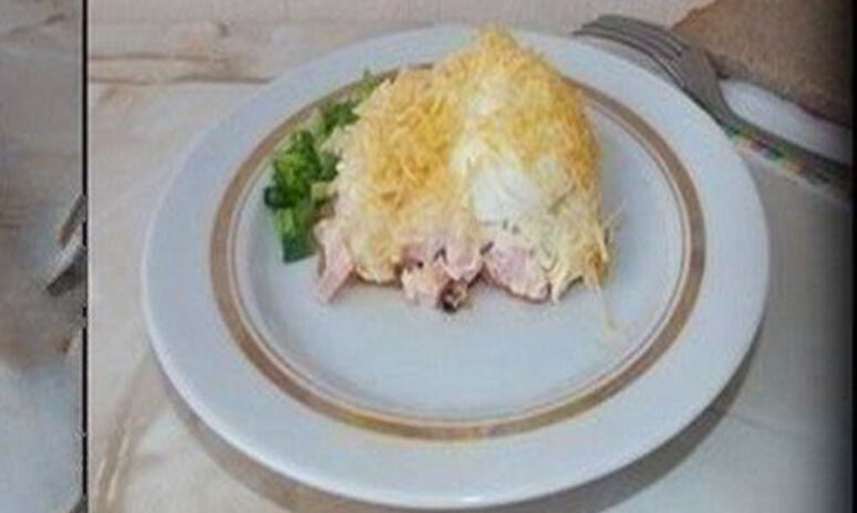 Рецепт слоеный салат сугроб с колбасой