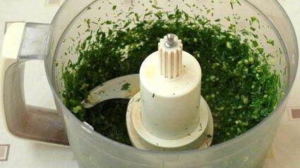 зеленый соус из шпината