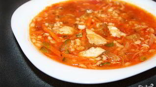 Борщ с фрикадельками из морского гребешка