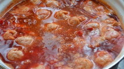 борщ с фрикадельками