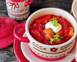 Борщ с курицей и свеклой