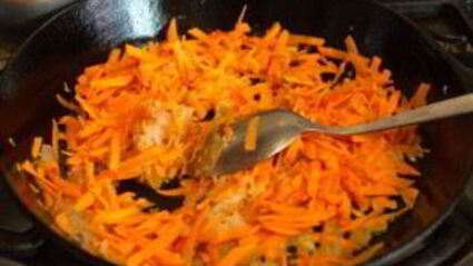 борщ с пельменями