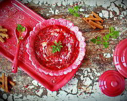 Красный борщ с фрикадельками