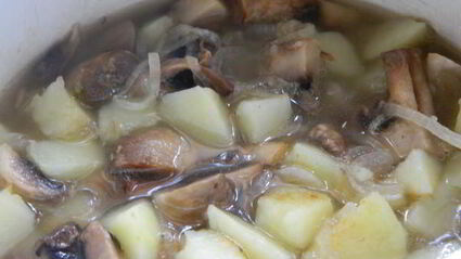 крем-суп шампиньон всему голова