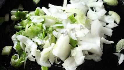 куриный суп с рисом и картошкой