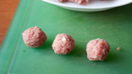 сельдерейный суп с фрикадельками из индейки