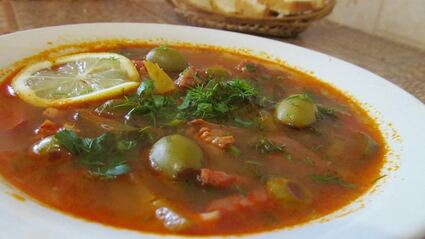 солянка сборная мясная в мультиварке