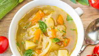 Суп из молодой капусты для худеющих