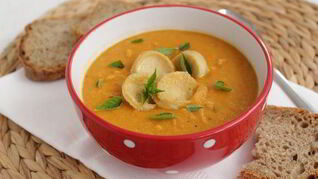 Чечевичный суп-пюре с тофу