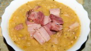 Гороховый суп-пюре с ветчиной
