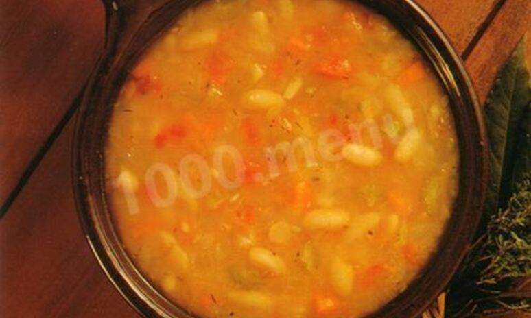 Рецепт итальянский томатный суп-пюре из белой фасоли с сельдереем