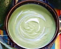 Суп-пюре из авокадо с кабачком