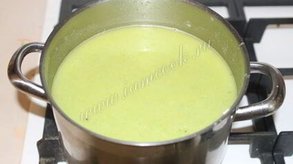 суп пюре из брокколи и сливками