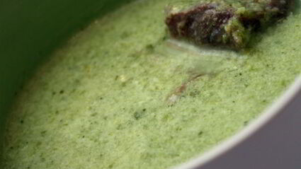 суп-пюре из брокколи и зеленой фасоли