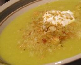 Суп-пюре из кабачков с карри