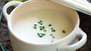 Суп-пюре из цветной капусты со сливками