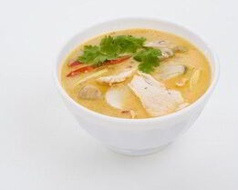 Суп-пюре из цыпленка с орехами