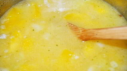 суп-пюре овощной с ветчиной