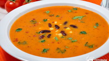 суп-пюре с консервированной фасолью и томатами