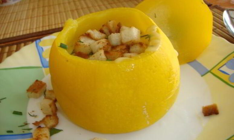 Рецепт суп-пюре в съедобном горшочке