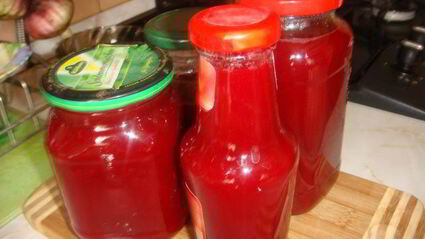 суп-пюре в съедобном горшочке