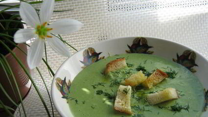 зеленый суп-пюре с семгой