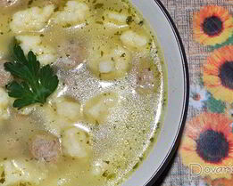 Суп с фрикадельками и клецками