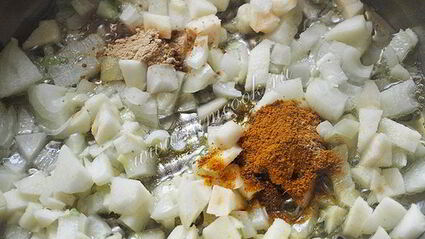 суп с мясным фаршем в восточном стиле