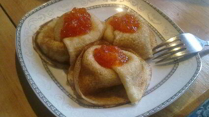 блинчики с красной икрой